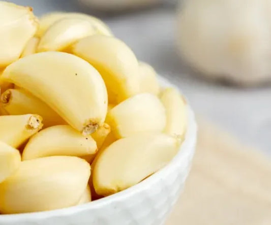 Garlic Peeled Net Qty: 175 GM