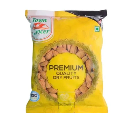 Town Grocer Whole Almonds (100g) & Town Grocer Whole Cashew W320 Premium (100g) & Town Grocer Salted Pistacheos (100g) & Town Grocer Kishmis/Raisins (100g) Combo
